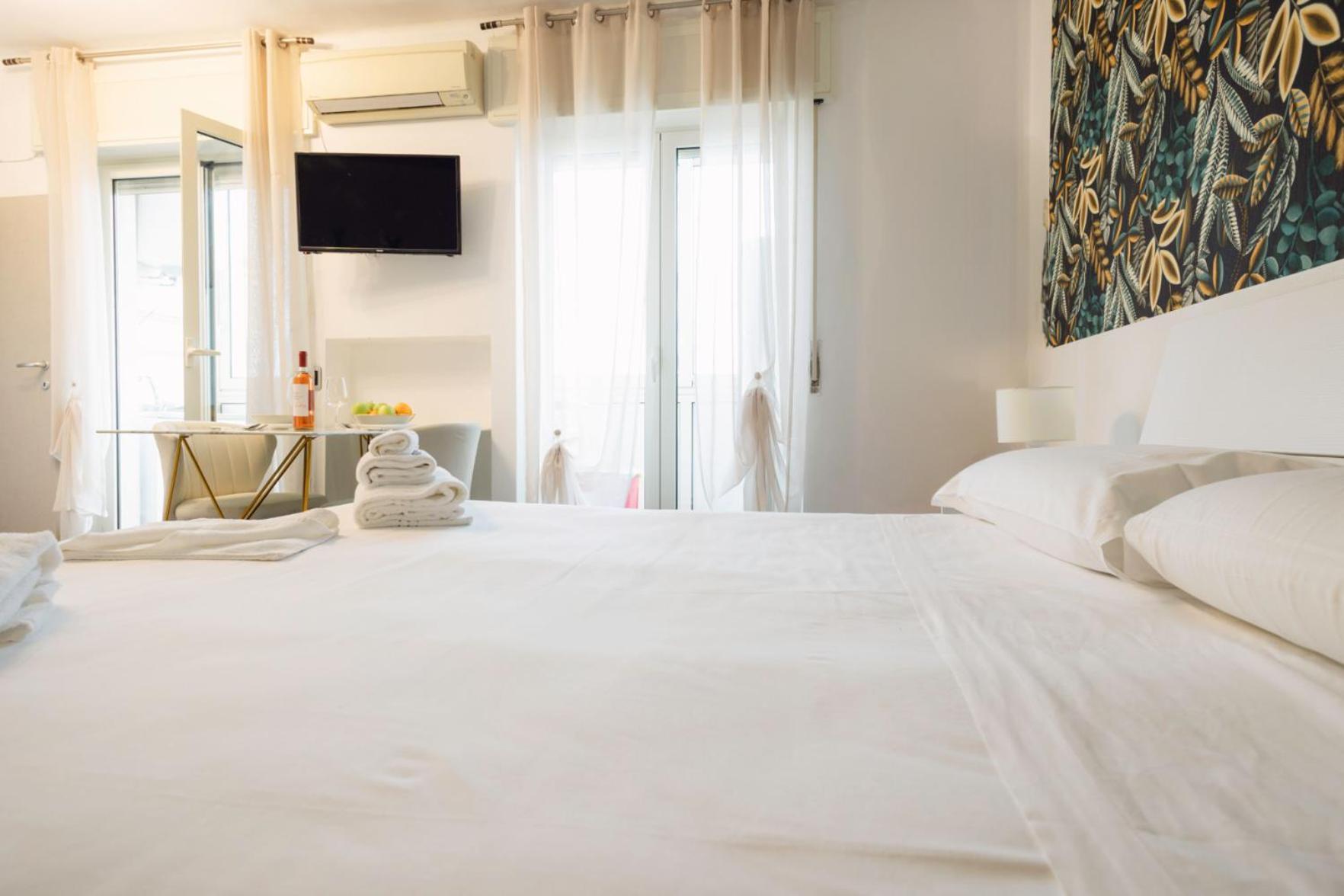 Bari Central Suite - Central Apartment With Sea View - 바리 외부 사진